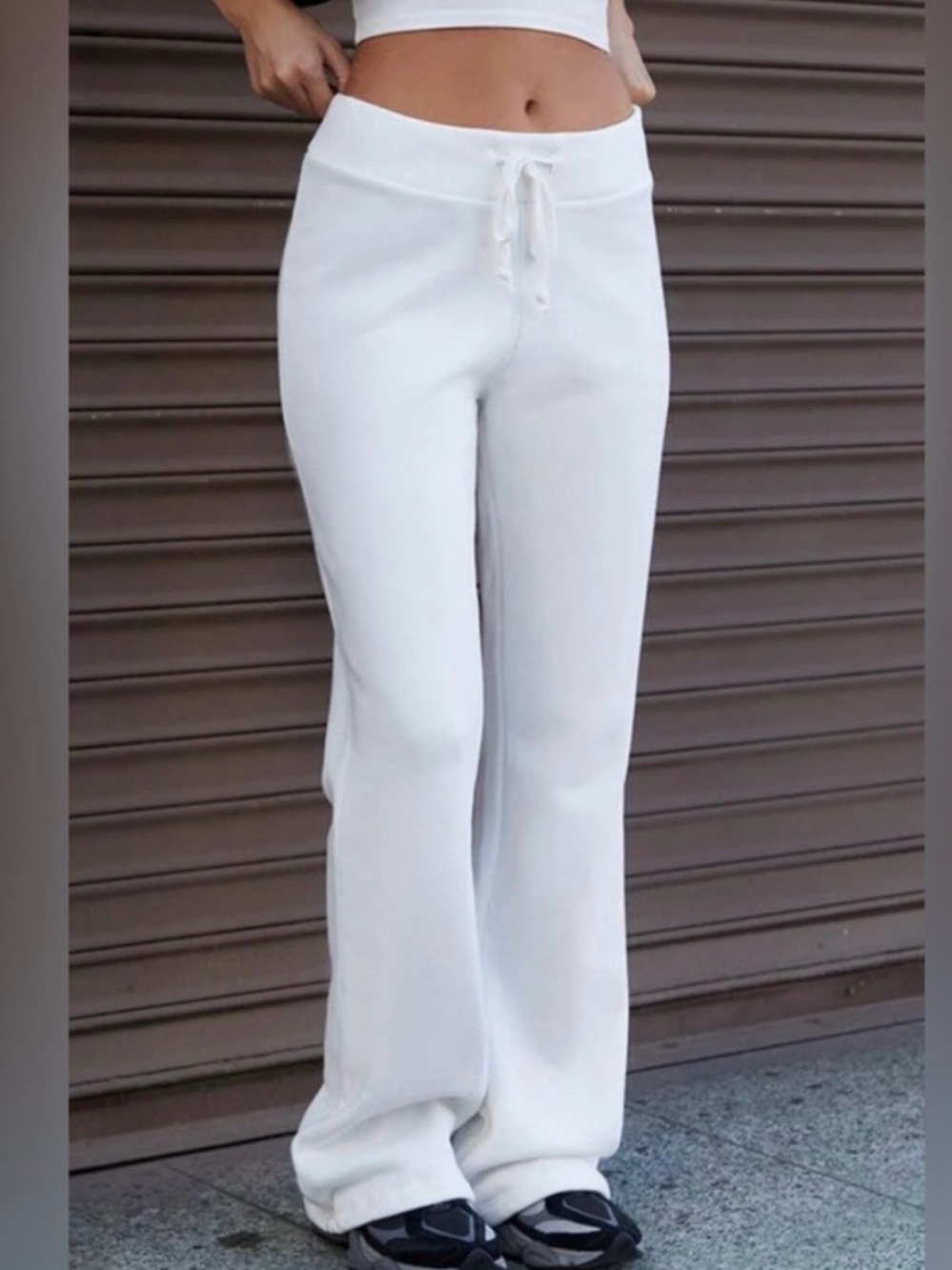 NWT Brandy Melville White Flare Sweatpants One Size 10.5 Rise